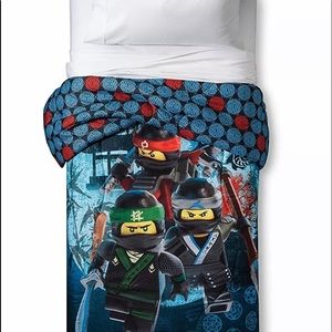 6 Piece Reversible Ninjago Bedding Set